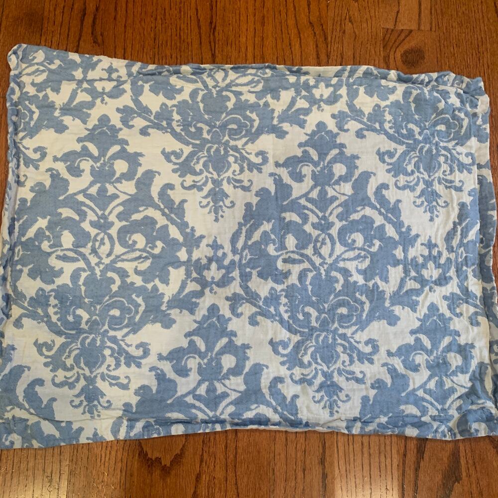 Pottery Barn Jacquard Medallion Duvet Cover w/ Two Standard Shams | Full/Queen - Picture 11 of 16